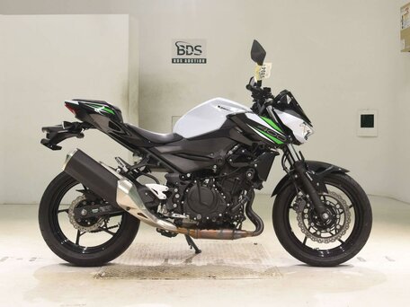 2019 Kawasaki Z 400, белый, 649000 рублей, вид 2