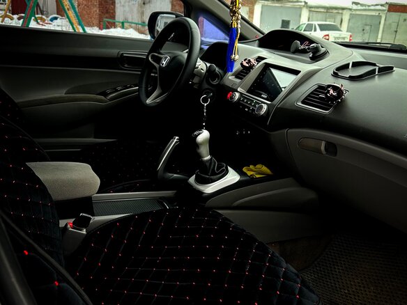 2007 Honda Civic VIII, чёрный, 650000 рублей - вид 11