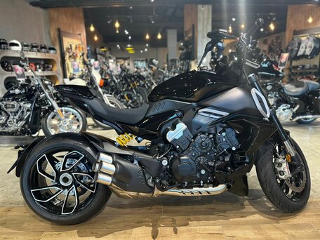 2025 Ducati Diavel V4, чёрный, 3300000 рублей, вид 1