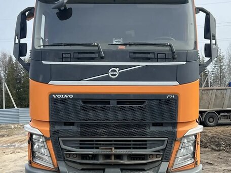 2019 Volvo FH, оранжевый, 6300000 рублей, вид 3