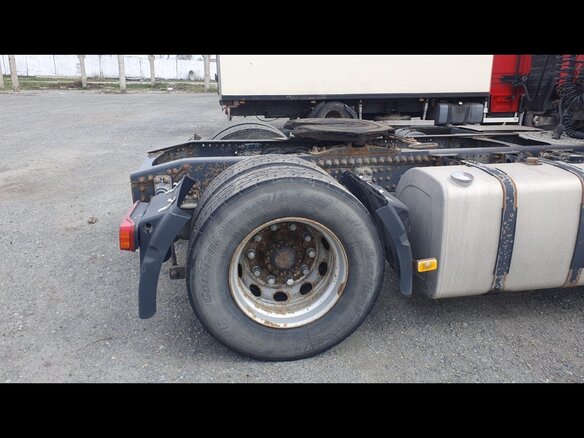 2008 Volvo FM, красный, 4900000 рублей - вид 6