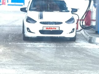 2011 Hyundai Solaris I, белый, 750000 рублей, вид 1