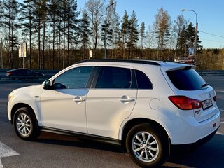 2014 Mitsubishi ASX I Рестайлинг, белый, 900000 рублей, вид 3