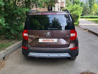 2014 Skoda Yeti I Рестайлинг, коричневый, 1000000 рублей, вид 4
