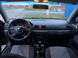 2010 Skoda Octavia I (A4) Рестайлинг, чёрный, 530000 рублей, вид 5