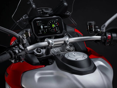 2026 Ducati Multistrada V4, красный, 3650000 рублей, вид 4