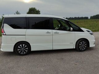 2019 Nissan Serena S-Hybrid V (C27), белый, 1750000 рублей, вид 3