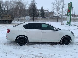 2015 Skoda Octavia III (A7), белый, 695000 рублей, вид 3