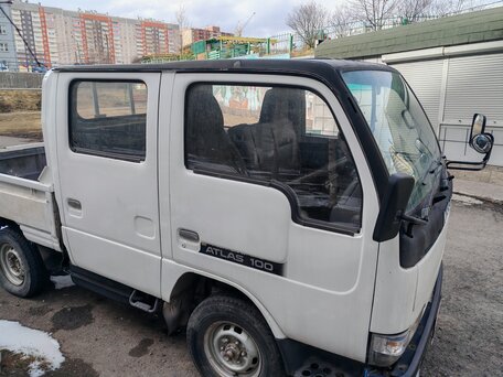 1993 Nissan Atlas, белый, 650000 рублей, вид 3