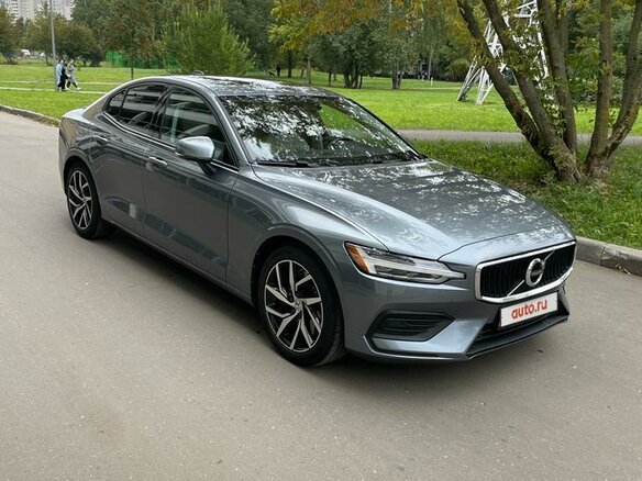 2020 Volvo S60 III, серый - вид 4