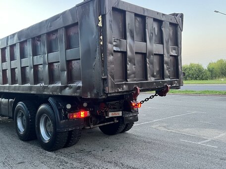 2012 Sinotruk Howo A5, красный, 3000000 рублей, вид 3