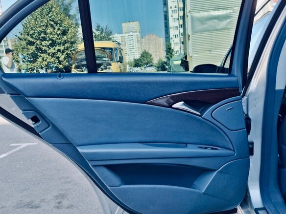 2004 Mercedes-Benz E-Класс 200 III (W211, S211), серебристый, 900000 рублей - вид 11