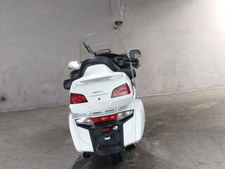 2013 Honda GL 1800 Gold Wing, белый, 1200000 рублей, вид 4