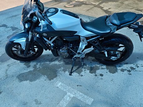 2014 Yamaha MT-07 (FZ-07), белый, 730000 рублей, вид 1