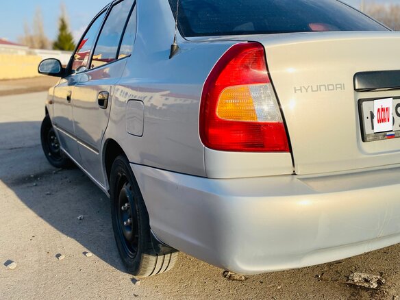 2005 Hyundai Accent ТагАЗ II, красный, 340000 рублей - вид 2