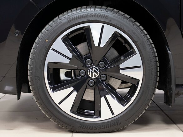 2024 Volkswagen Multivan Long T7, чёрный, 9110521 рублей - вид 22