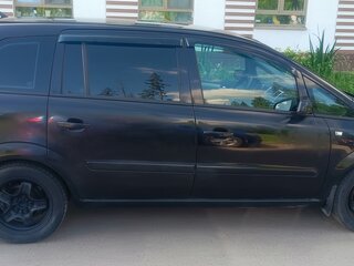 2009 Opel Zafira B Рестайлинг, чёрный, 399000 рублей, вид 4