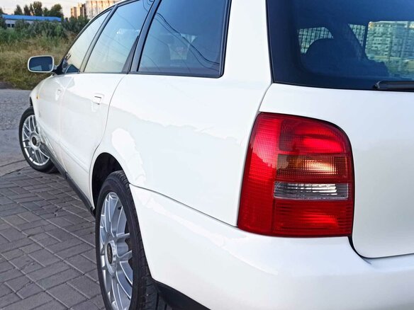 1998 Audi A4 I (B5), белый, 1250000 рублей - вид 27