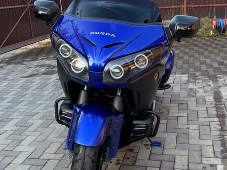 2017 Honda GL 1800 Gold Wing, синий, 1750000 рублей, вид 1