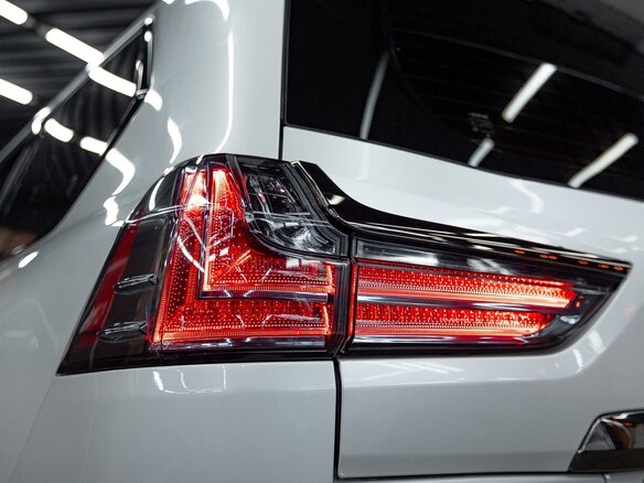 2019 Lexus LX 450d III Рестайлинг 2, белый, 9500000 рублей - вид 11