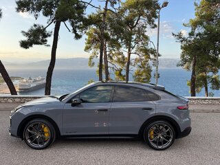 2022 Porsche Cayenne Turbo GT Coupé III, серый, 23500000 рублей, вид 3
