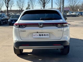 2024 Honda Vezel II, белый, 1800000 рублей, вид 3