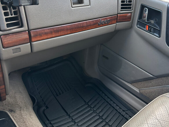 1994 Jeep Grand Cherokee I (ZJ), зелёный, 2499000 рублей - вид 17