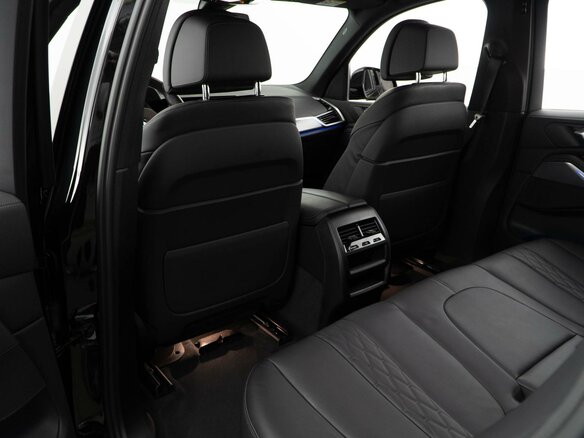 2022 BMW X5 M50i IV (G05/G18), чёрный, 8690052 рублей - вид 10