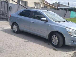 2013 Chevrolet Cobalt II, серый, 650000 рублей, вид 2