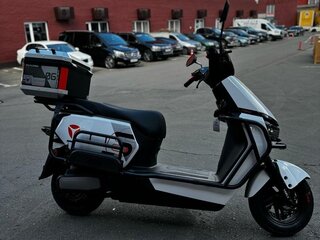 2024 Yadea T60, белый, 180000 рублей, вид 3