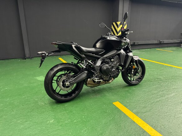 2022 Yamaha MT-09 (FZ-09), чёрный, 1350000 рублей - вид 6