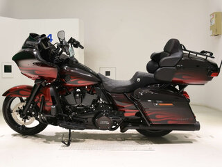 2022 Harley-Davidson CVO Road Glide, красный, 2975000 рублей, вид 2