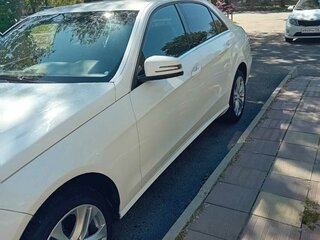 2012 Mercedes-Benz E-Класс 200 7G-Tronic IV (W212, S212, C207), белый, 1369500 рублей, вид 3