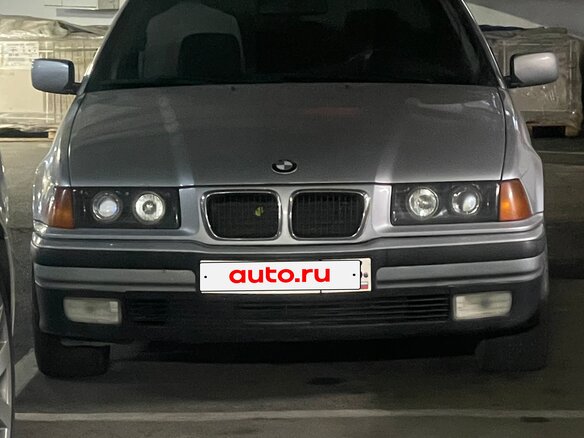 1997 BMW 3 серии 318i III (E36), белый, 410000 рублей - вид 7