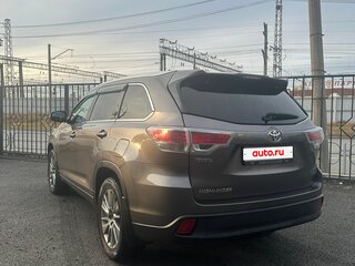 2014 Toyota Highlander III (XU50), серый, 2980000 рублей, вид 3