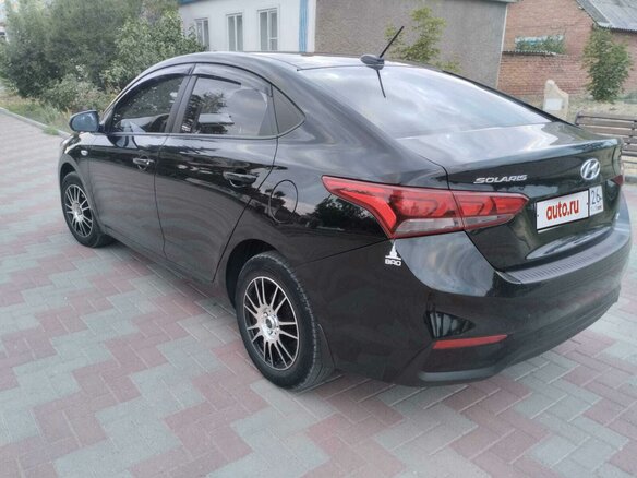 2018 Hyundai Solaris II, чёрный, 1200000 рублей - вид 3