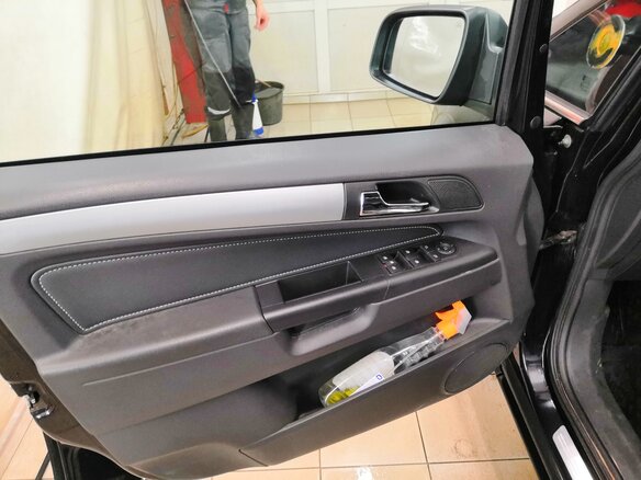 2011 Opel Zafira B Рестайлинг, чёрный - вид 23