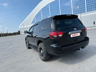 2018 Toyota Sequoia II Рестайлинг, чёрный, 9900000 рублей, вид 3