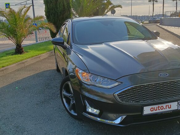 2019 Ford Fusion (North America) II Рестайлинг, серый, 1290000 рублей - вид 4