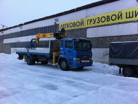 2004 Hyundai Gold, синий, 5000000 рублей, вид 1
