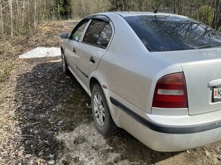 2000 Skoda Octavia I (A4), серебристый, 220000 рублей, вид 3