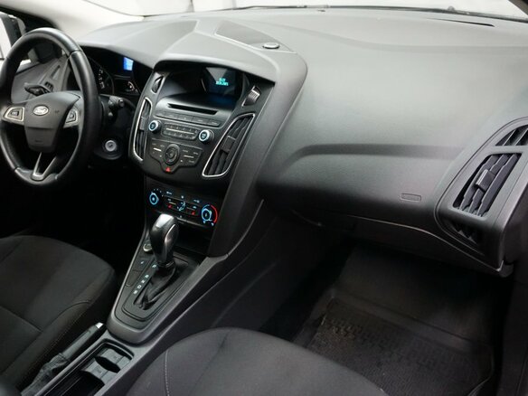 2016 Ford Focus III Рестайлинг, чёрный - вид 9
