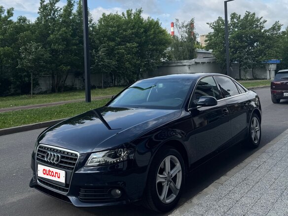 2010 Audi A4 IV (B8), синий, 1250000 рублей
