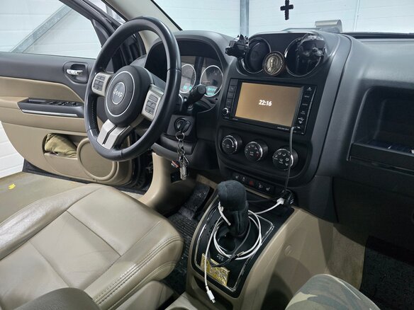2012 Jeep Compass I Рестайлинг, чёрный, 1500000 рублей - вид 9