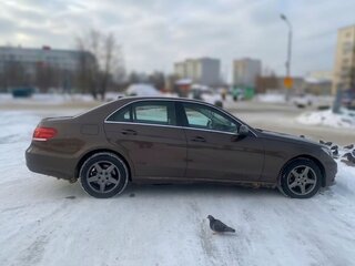 2013 Mercedes-Benz E-Класс 200 IV (W212, S212, C207) Рестайлинг, коричневый, 2000000 рублей, вид 2