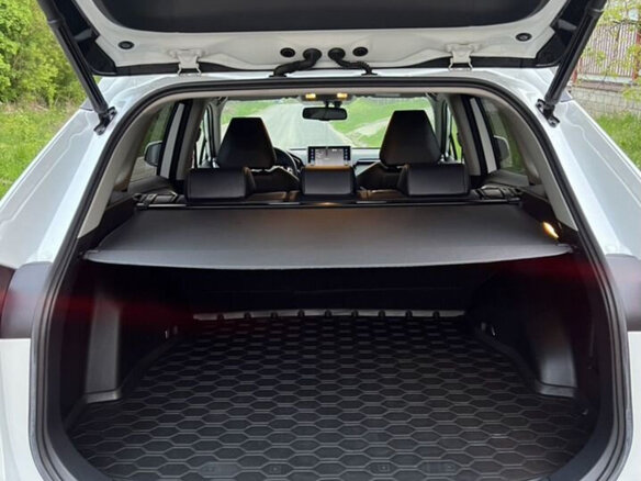2020 Toyota RAV4 V (XA50), белый, 3800000 рублей - вид 6