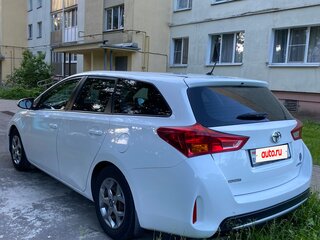 2014 Toyota Auris II, белый, 860000 рублей, вид 4