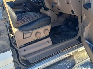 2000 Isuzu Bighorn II, чёрный, 1600000 рублей, вид 1