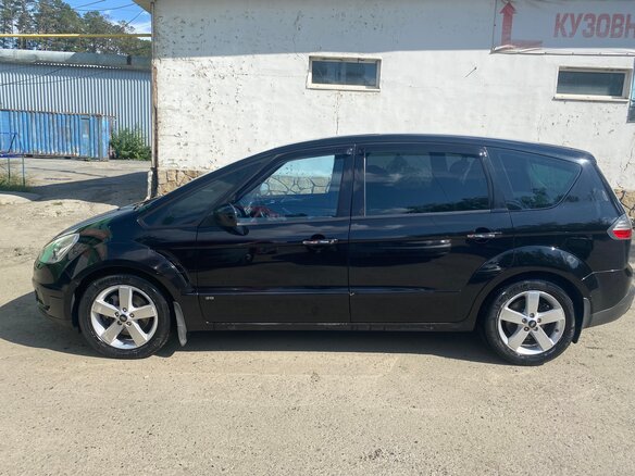 2007 Ford S-MAX I, чёрный - вид 4