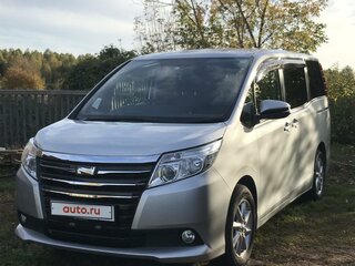 2016 Toyota Noah III (R80), серый, 1870000 рублей, вид 4